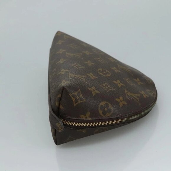 LOUIS VUITTON Monogram Trousse Demi Ronde Cosmetic Pouch M47520 LV Auth 110615 - Picture 5 of 16